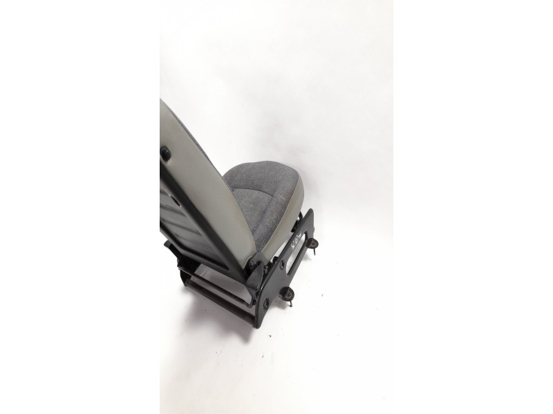 Recambio de asiento delantero derecho para nissan kubistar (x76) 1.5 dci referencia OEM IAM   