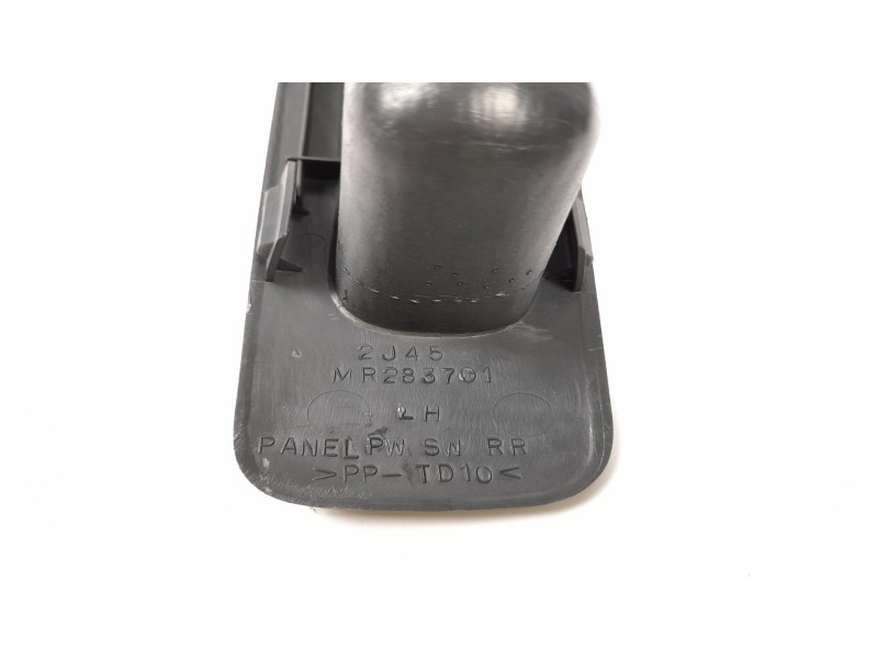 Recambio de mando elevalunas trasero izquierdo para mitsubishi space wagon (n80/n90) 2.4 referencia OEM IAM MR283701  