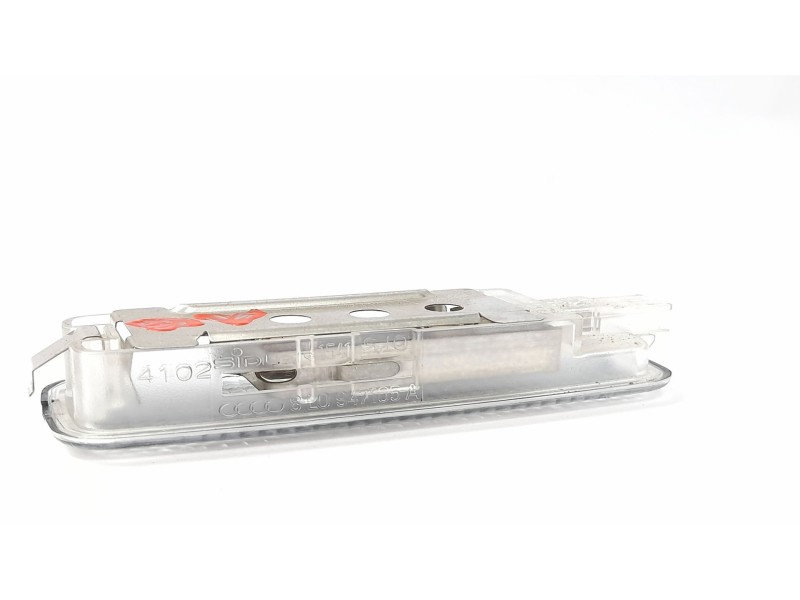 Recambio de luz interior para audi a4 avant (8e) 1.9 tdi referencia OEM IAM 8L0947105A  