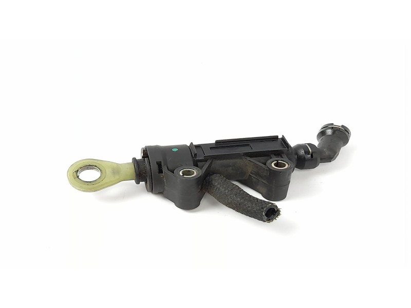 Recambio de bombin embrague para bmw serie 5 berlina (e39) 2.5 525d referencia OEM IAM 21526754648  