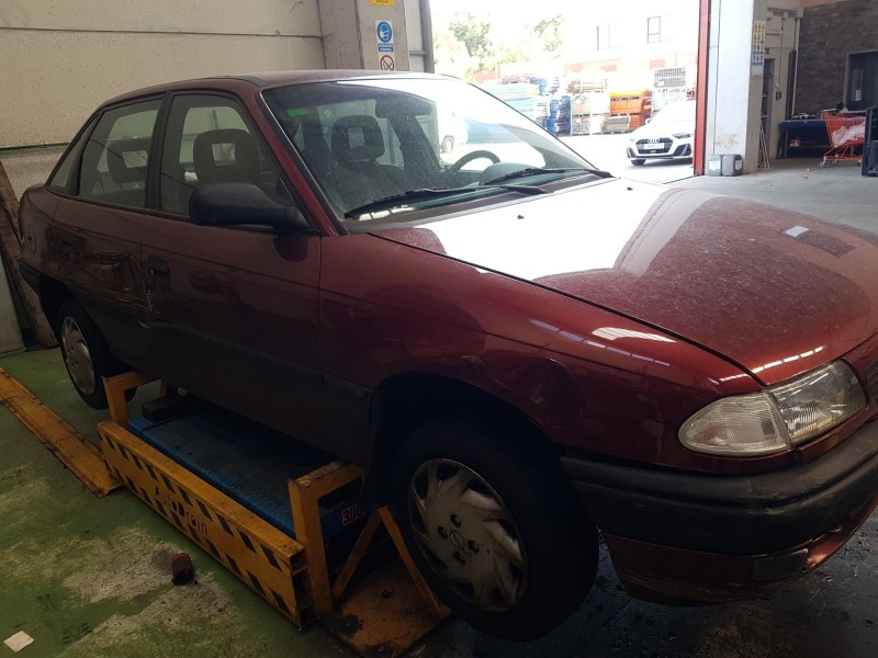 opel astra f hatchback (t92) del año 1995