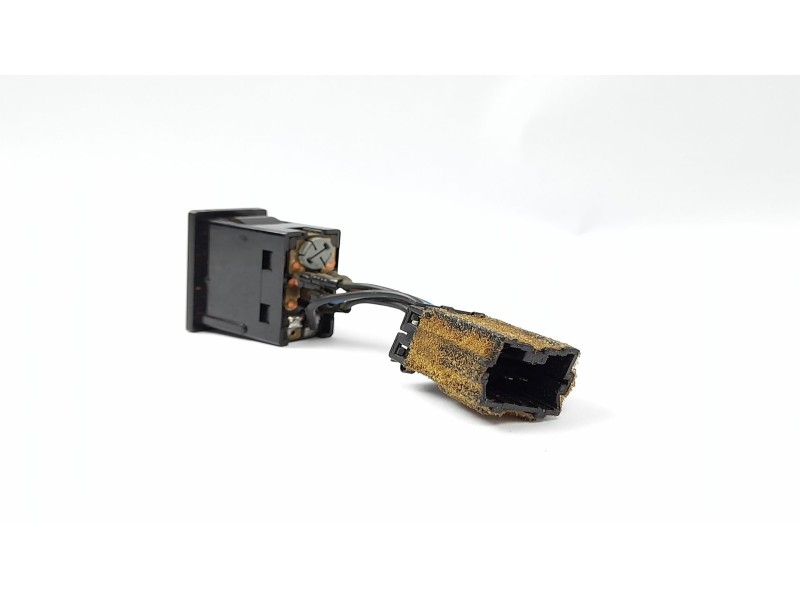 Recambio de interruptor para isuzu trooper (ubs) 2.8 td (ubs55) referencia OEM IAM 6930W13  