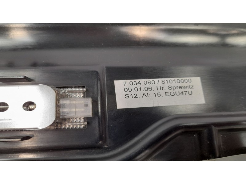 Recambio de guantera para bmw serie 5 berlina (e60) 535 d referencia OEM IAM 7034080 81010000 51167034080