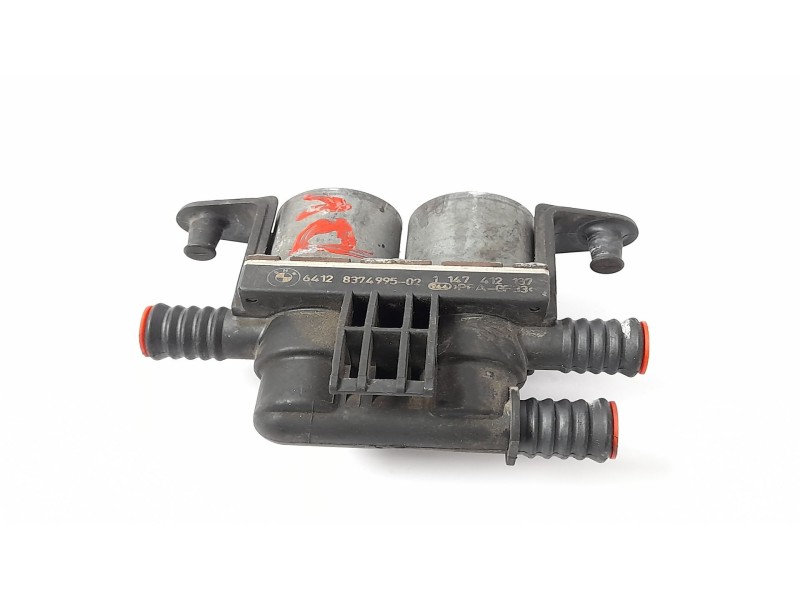 Recambio de bomba agua para bmw serie 5 berlina (e39) 2.5 525d referencia OEM IAM 6412837499502  