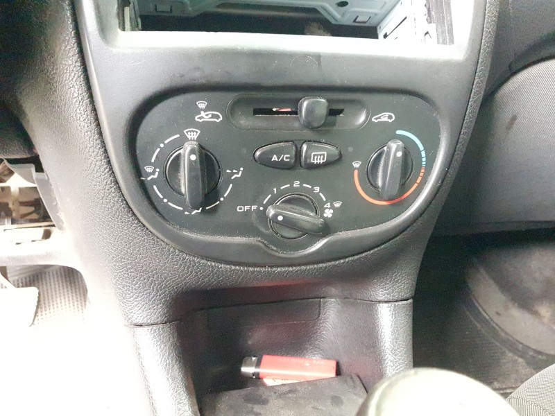 peugeot 206 van del año 2007