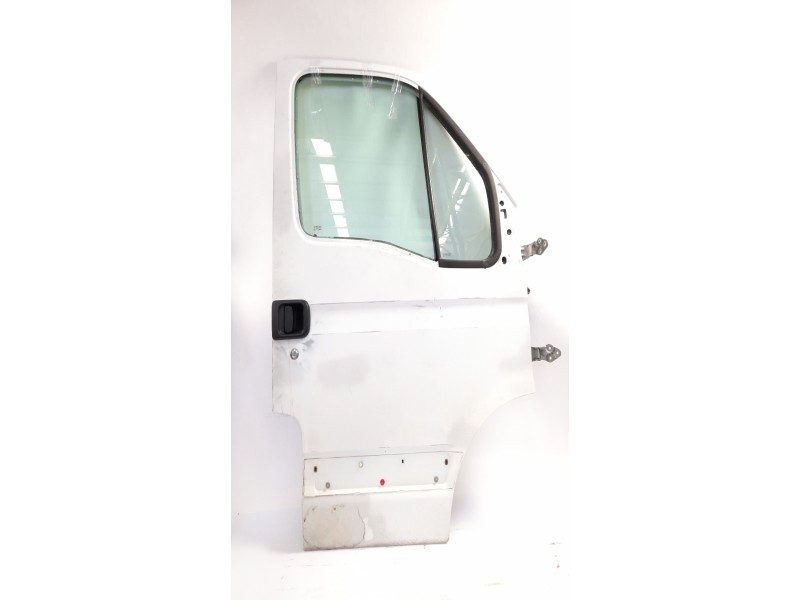 Recambio de puerta delantera derecha para opel movano furgón (f9) 2.8 dti referencia OEM IAM   