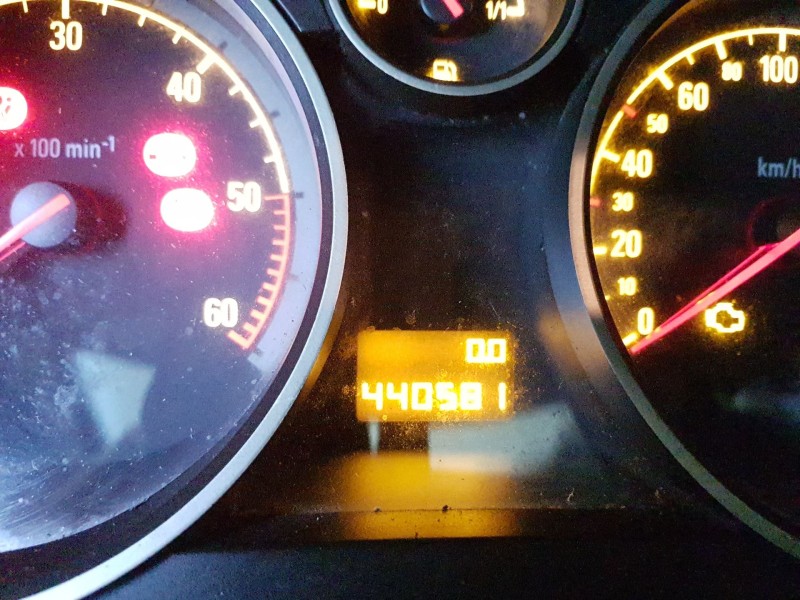 opel astra h (a04) del año 2004