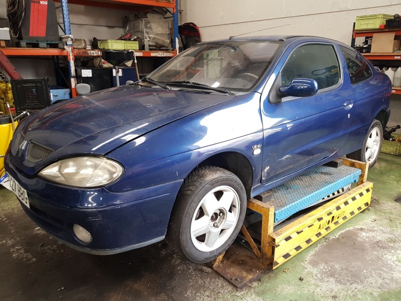 renault megane i coach (da0/1_) del año 2000