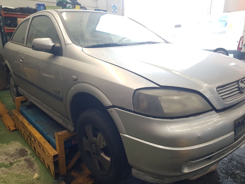 opel astra g hatchback (t98) del año 2002
