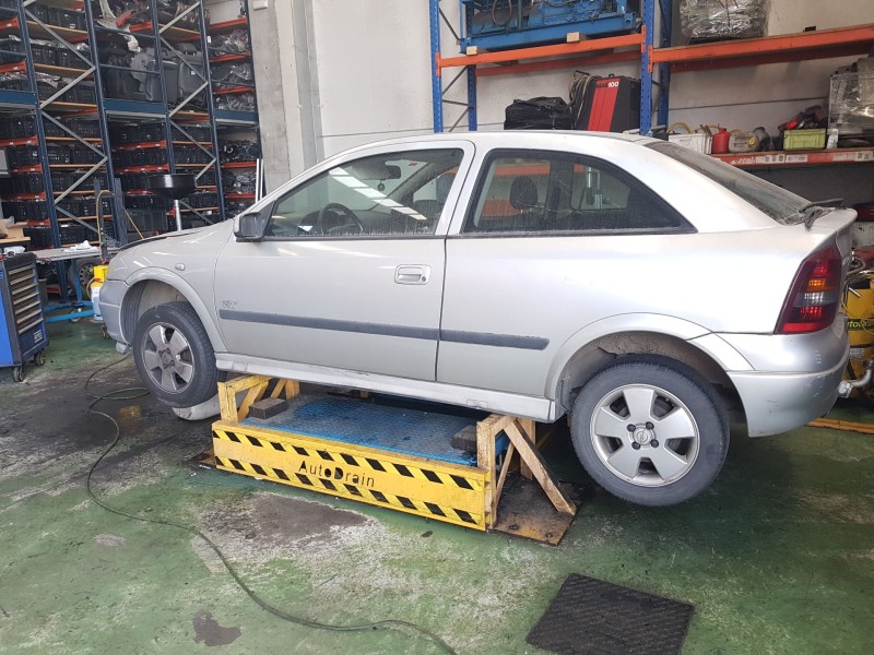 opel astra g hatchback (t98) del año 2002
