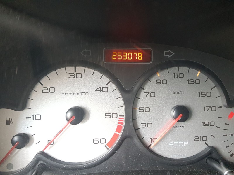 peugeot 206 hatchback (2a/c) del año 2003