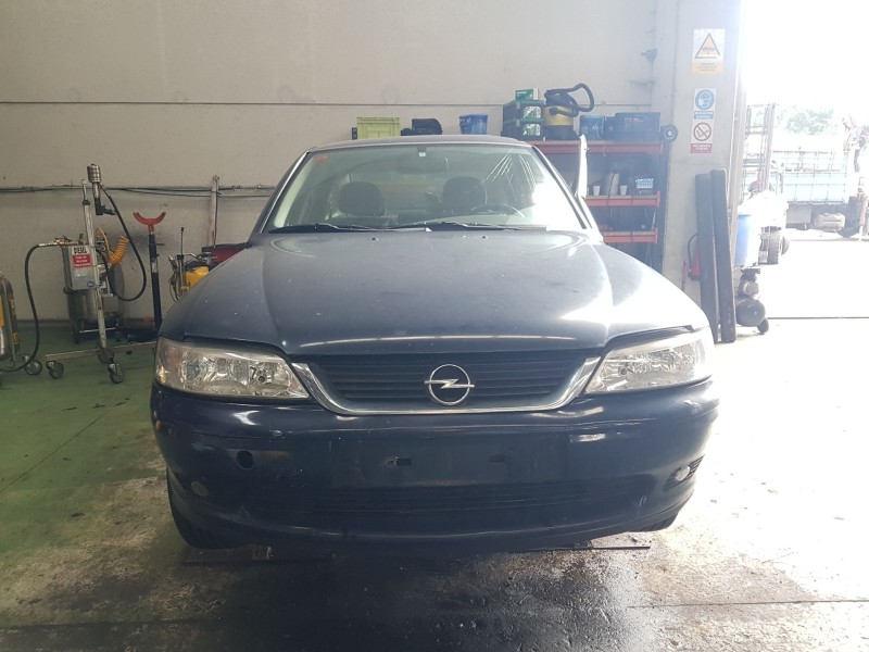opel vectra b (j96) del año 2002