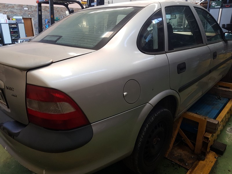 opel vectra b (j96) del año 1998