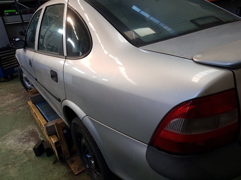 opel vectra b (j96) del año 1998