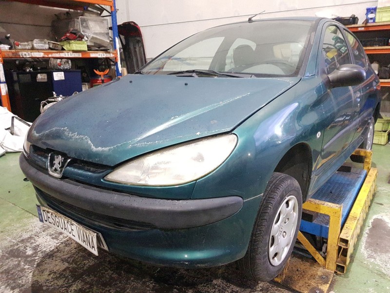 peugeot 206 berlina del año 1999