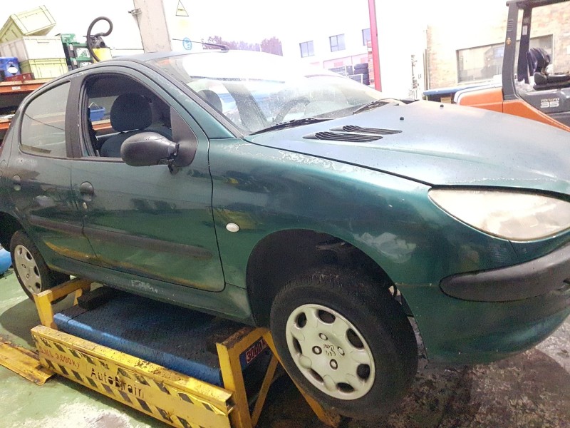 peugeot 206 berlina del año 1999