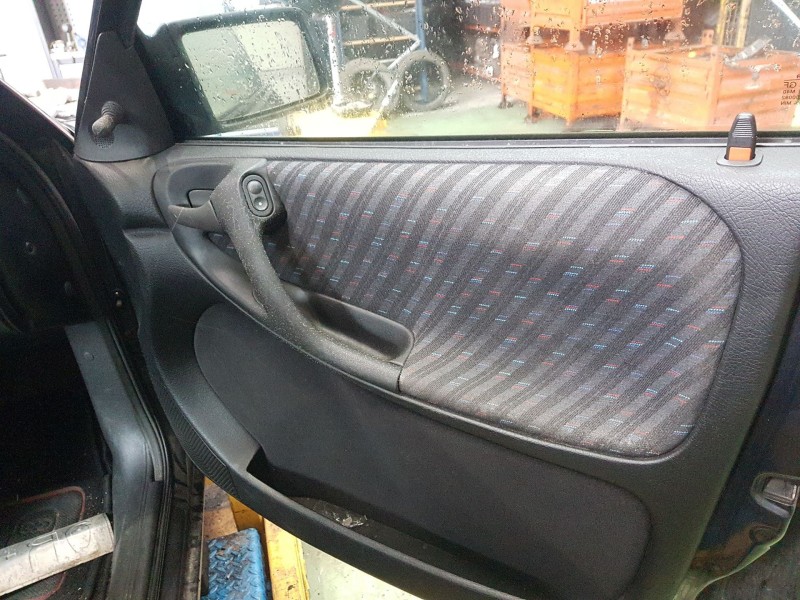 opel astra f classic sedán del año 1997