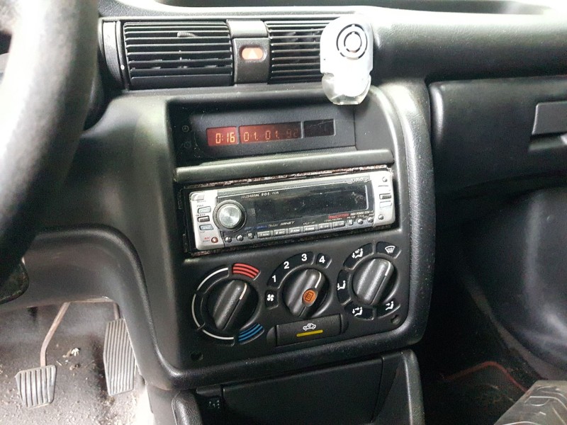 opel astra f classic sedán del año 1997