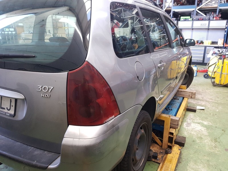 peugeot 307 break (3e) 1.6 hdi del año 2005