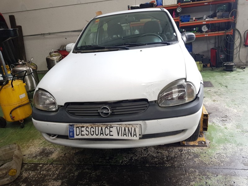 opel corsa b (s93) del año 1996