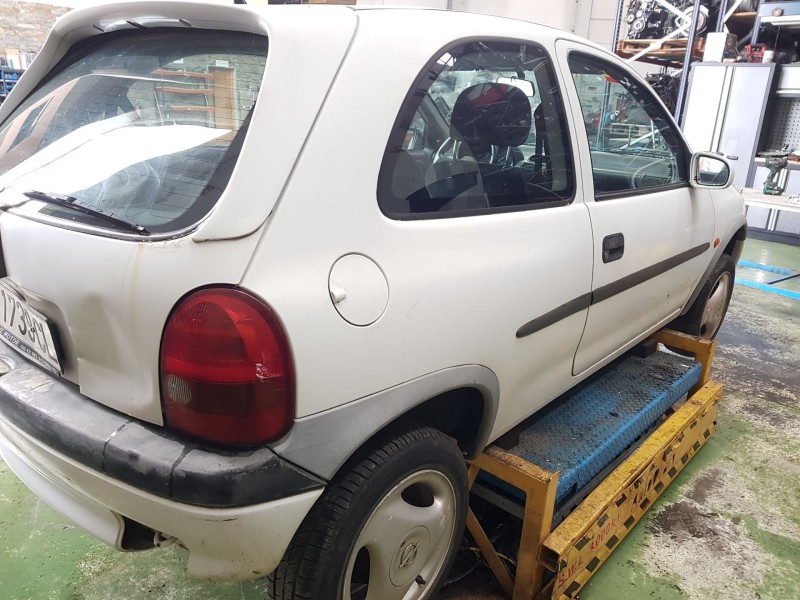 opel corsa b (s93) del año 1996
