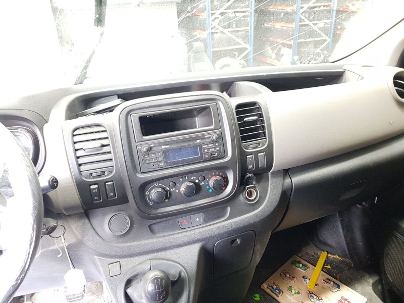 nissan nv300 kombi (x82) del año 2016