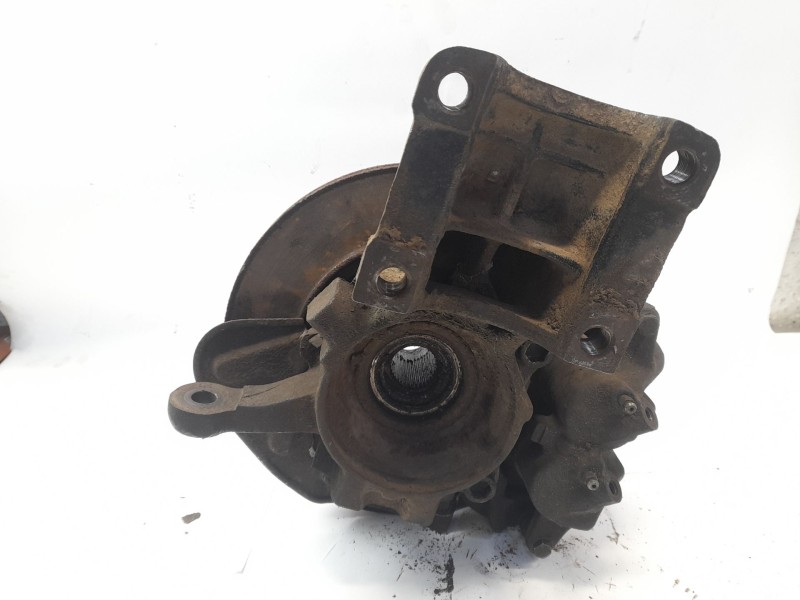 Recambio de mangueta delantera izquierda para citroën jumper i furgoneta (230l) 2.5 d referencia OEM IAM   