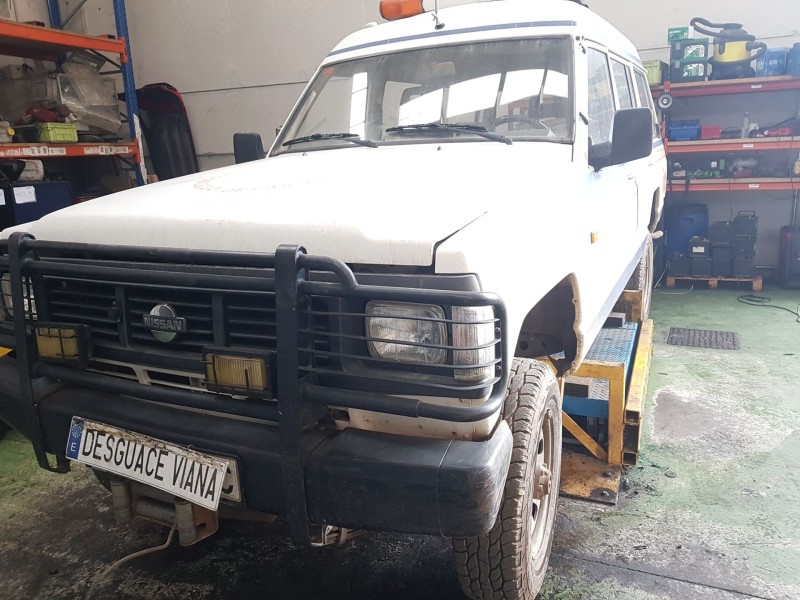 nissan patrol gr (y61) del año 2001