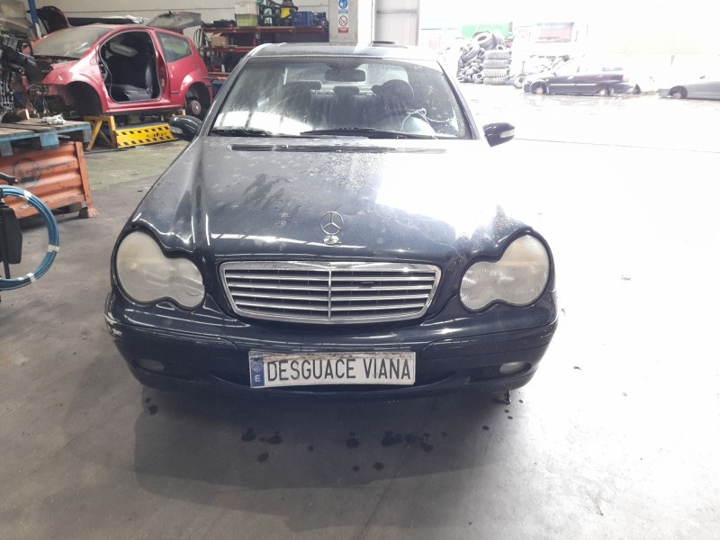 mercedes-benz clase c (w203) del año 2001