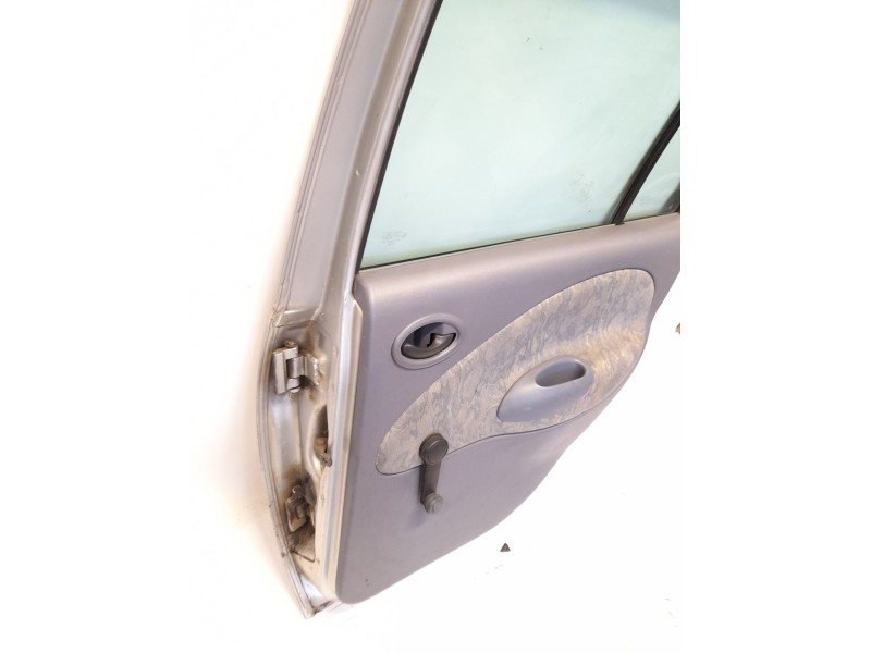 Recambio de puerta trasera derecha para ford fiesta iv (ja_, jb_) 1.8 d referencia OEM IAM   