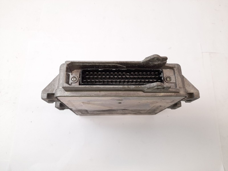 Recambio de centralita motor uce para peugeot 206 berlina xr referencia OEM IAM 9636726980  