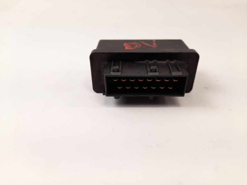 Recambio de rele para peugeot 206 berlina xr referencia OEM IAM 240107  