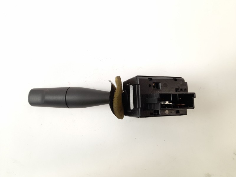 Recambio de mando limpia para peugeot 206 berlina xr referencia OEM IAM 61580003  