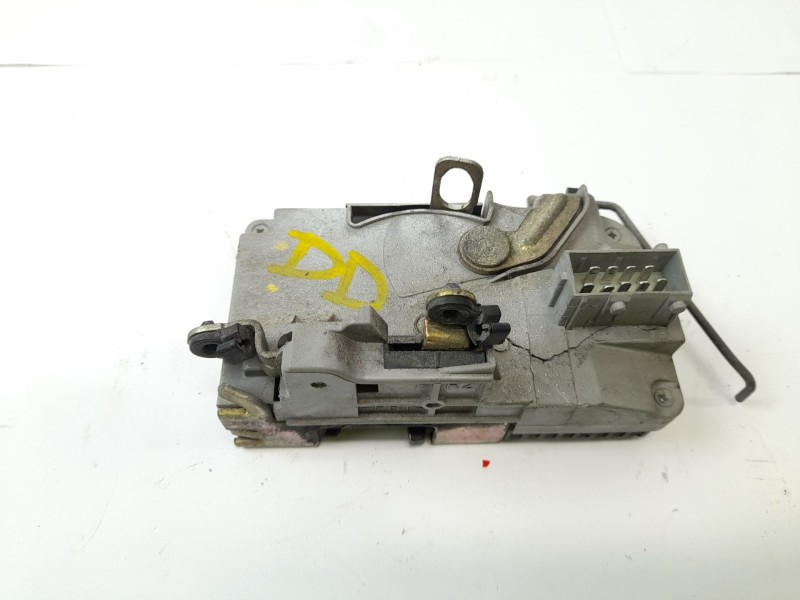 Recambio de cerradura puerta delantera derecha para peugeot 206 berlina xr referencia OEM IAM PBTR2  