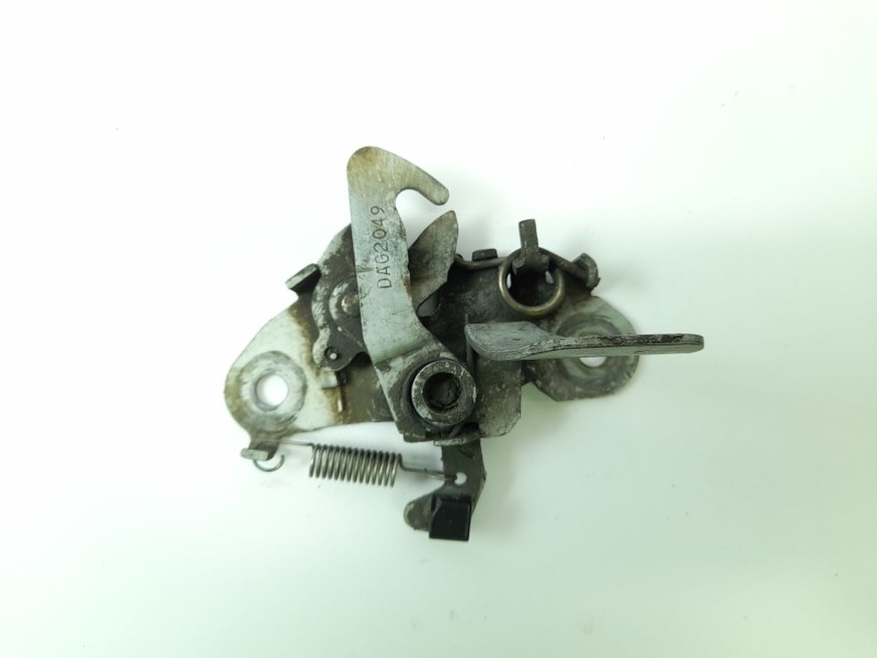 Recambio de cerradura capot para peugeot 206 berlina xr referencia OEM IAM   