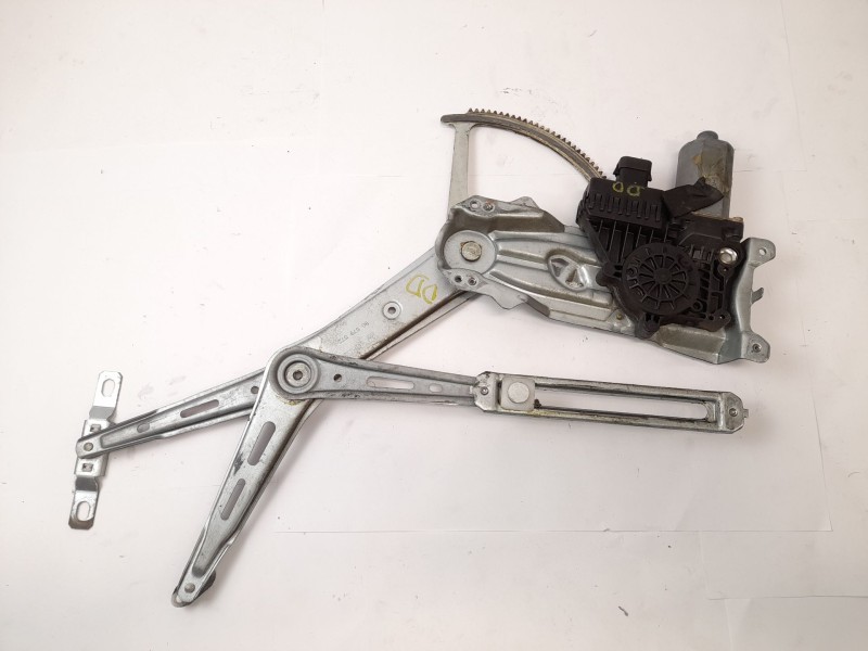 Recambio de elevalunas delantero derecho para opel zafira a monospace (t98) 2.0 di 16v (f75) referencia OEM IAM 90579356  