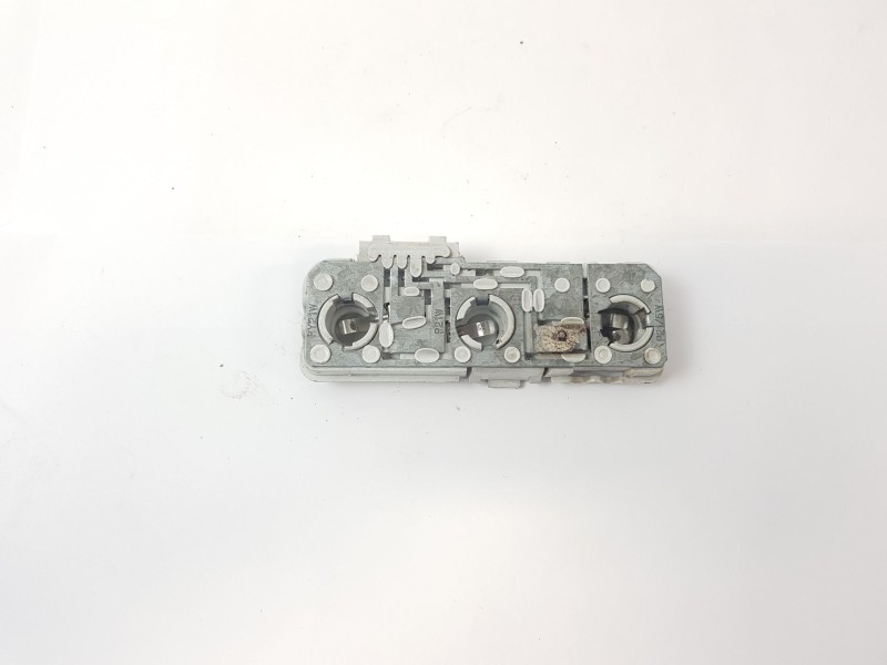 Recambio de portalamparas para seat cordoba (6k1, 6k2) 1.9 d referencia OEM IAM   