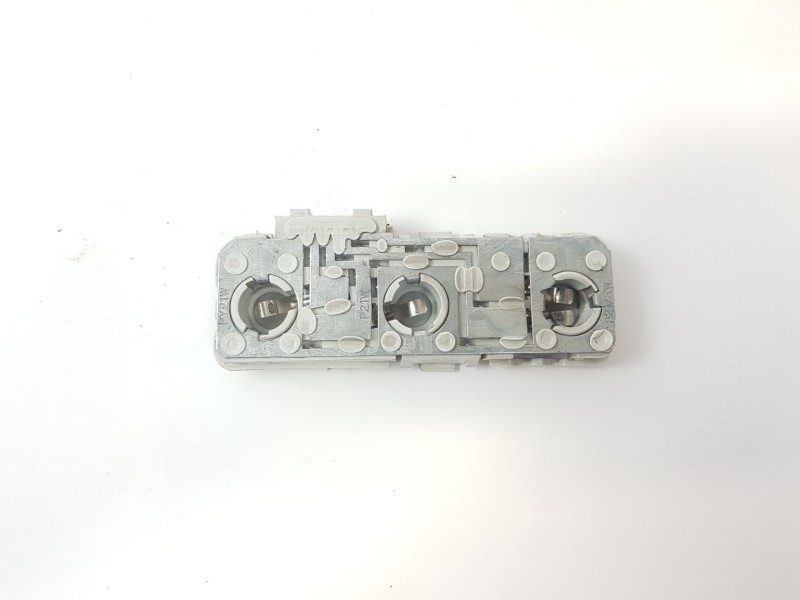 Recambio de portalamparas para seat cordoba (6k1, 6k2) 1.9 d referencia OEM IAM   
