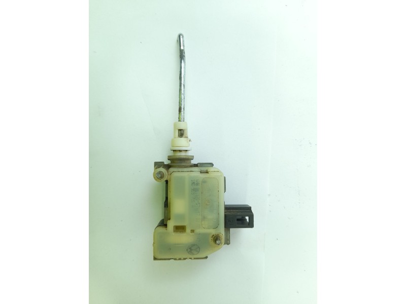 Recambio de motor apertura trampillas climatizador para seat ibiza (6k1) 1.9 sdi referencia OEM IAM   
