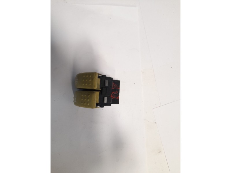 Recambio de boton luneta termica para renault twingo i (c06_) 1.2 (c067) referencia OEM IAM   