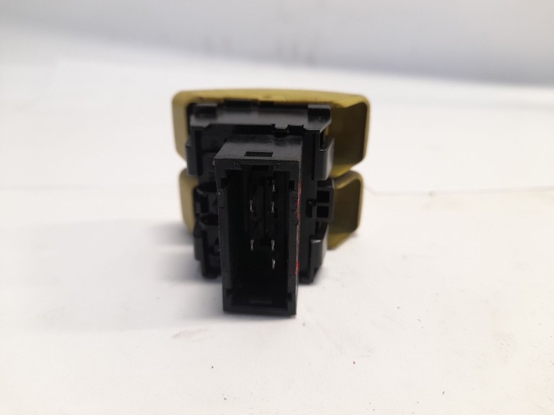 Recambio de boton luneta termica para renault twingo i (c06_) 1.2 (c067) referencia OEM IAM   