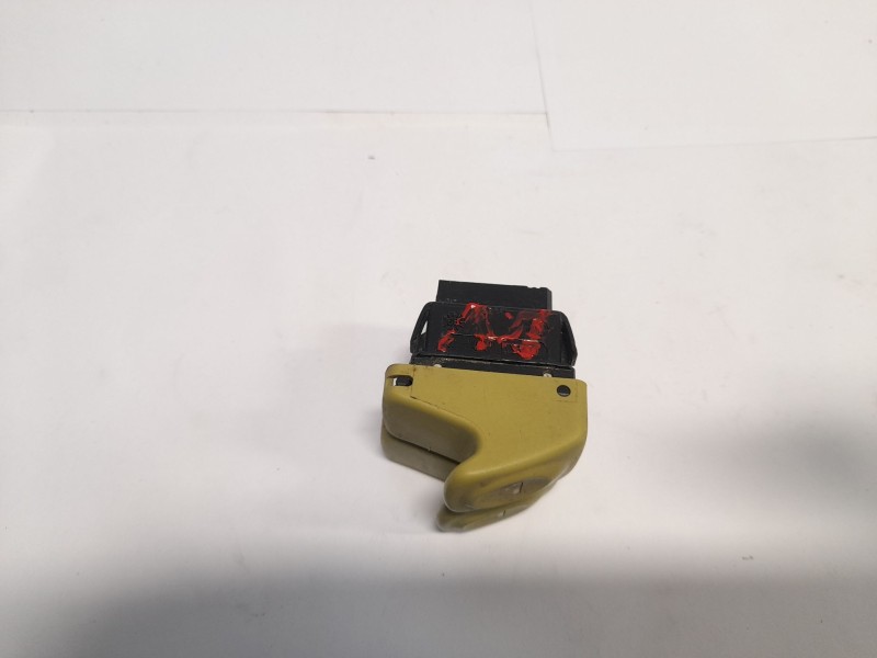 Recambio de boton elevalunas izquierdo para renault twingo i (c06_) 1.2 (c067) referencia OEM IAM   