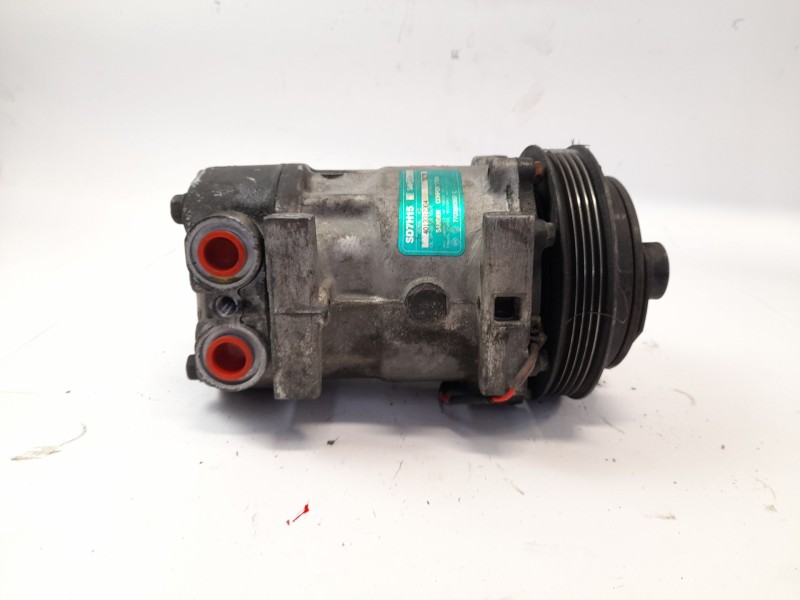 Recambio de compresor aire acondicionado para renault twingo i (c06_) 1.2 (c067) referencia OEM IAM 4013312304  