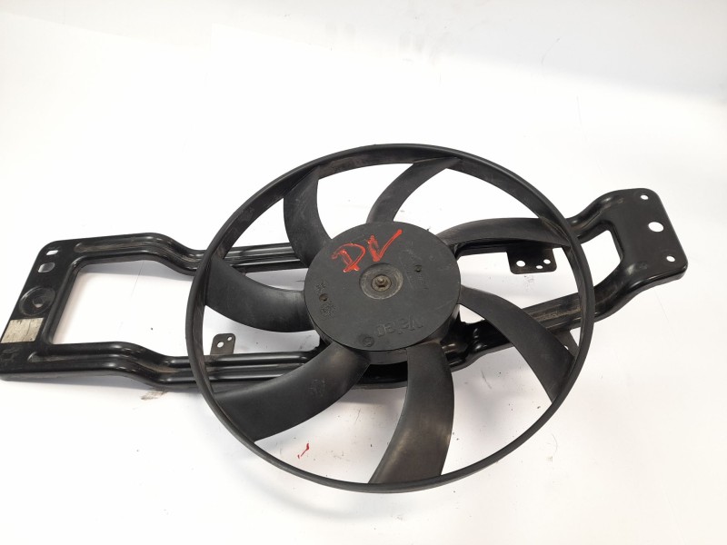 Recambio de electroventilador para renault twingo i (c06_) 1.2 (c067) referencia OEM IAM 852766B  