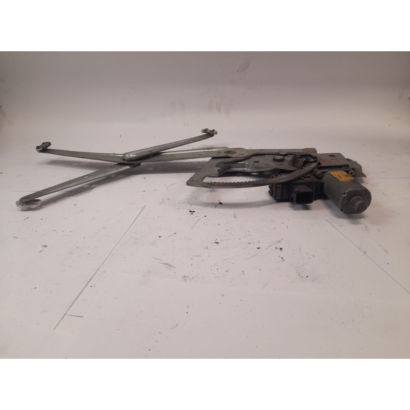 Recambio de elevalunas delantero derecho para opel astra f sedán (t92) 2.0 i (f19, m19) referencia OEM IAM   
