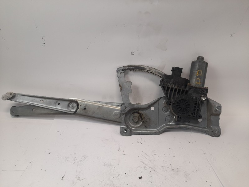 Recambio de elevalunas delantero derecho para opel astra f sedán (t92) 2.0 i (f19, m19) referencia OEM IAM   
