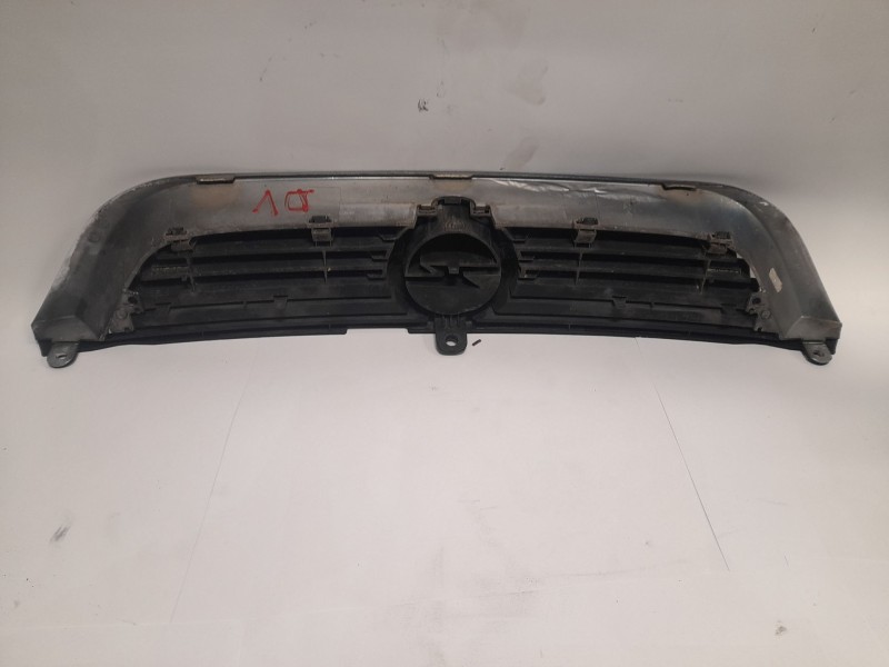 Recambio de rejilla delantera para opel vectra b (j96) 1.8 i 16v (f19) referencia OEM IAM   