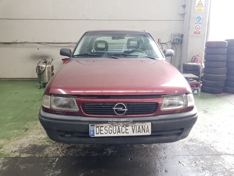 opel astra f sedán (t92) del año 1995