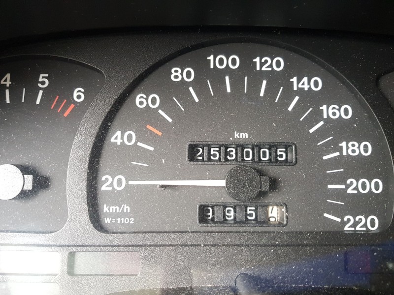 opel astra f sedán (t92) del año 1995