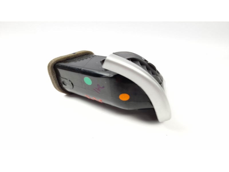 Recambio de rejilla del aire delantera derecha para peugeot 206+ básico referencia OEM IAM 9683399880 9683190480 